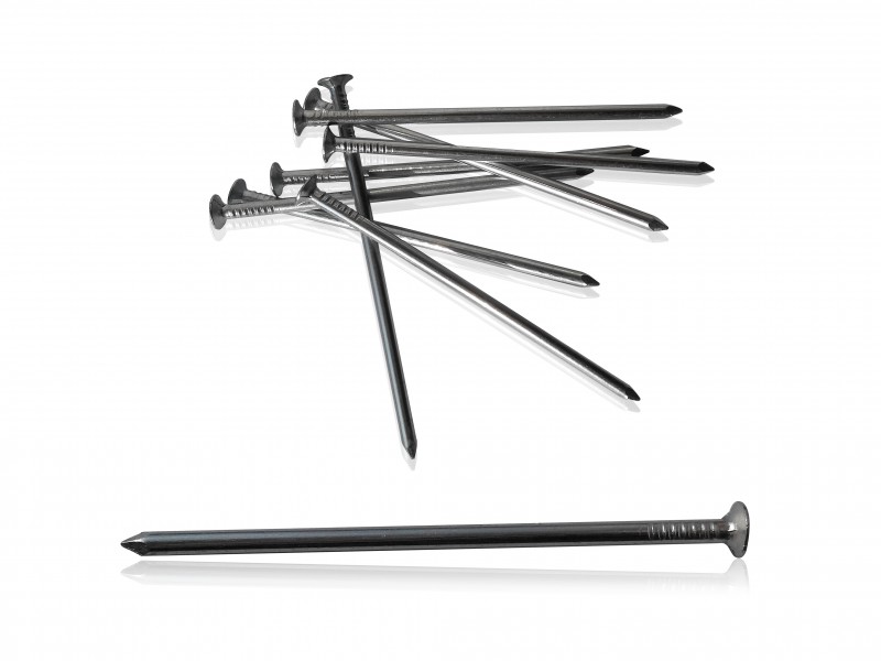 Clavos de construcción