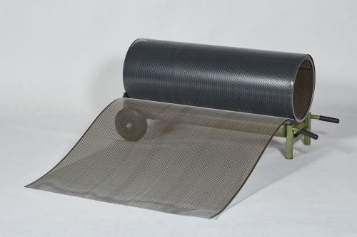 PREFA chapa de aluminio perforada en rollo 0,70 x 1000 mm, Antracita/Marrón militar - caqui